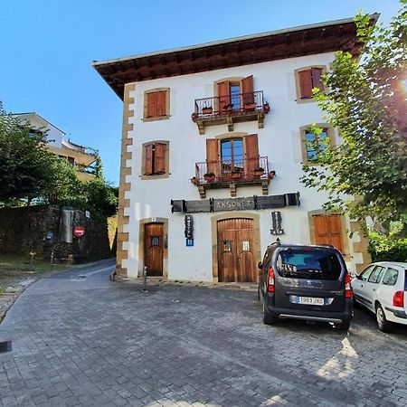Hostal Ansonea Bera  Buitenkant foto