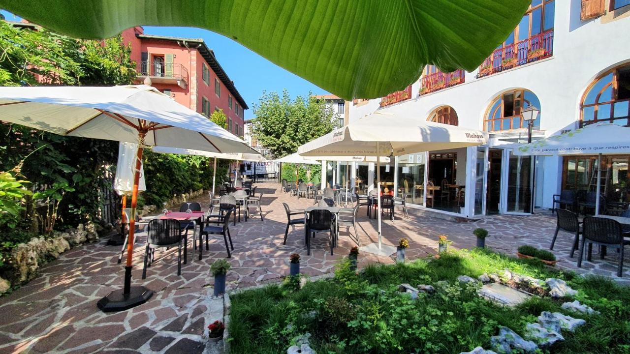 Hostal Ansonea Bera  Buitenkant foto
