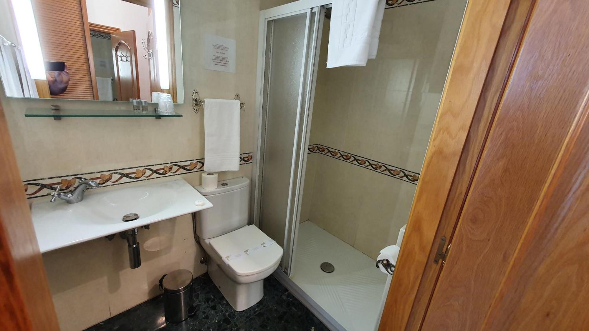Hostal Ansonea Bera  Kamer foto